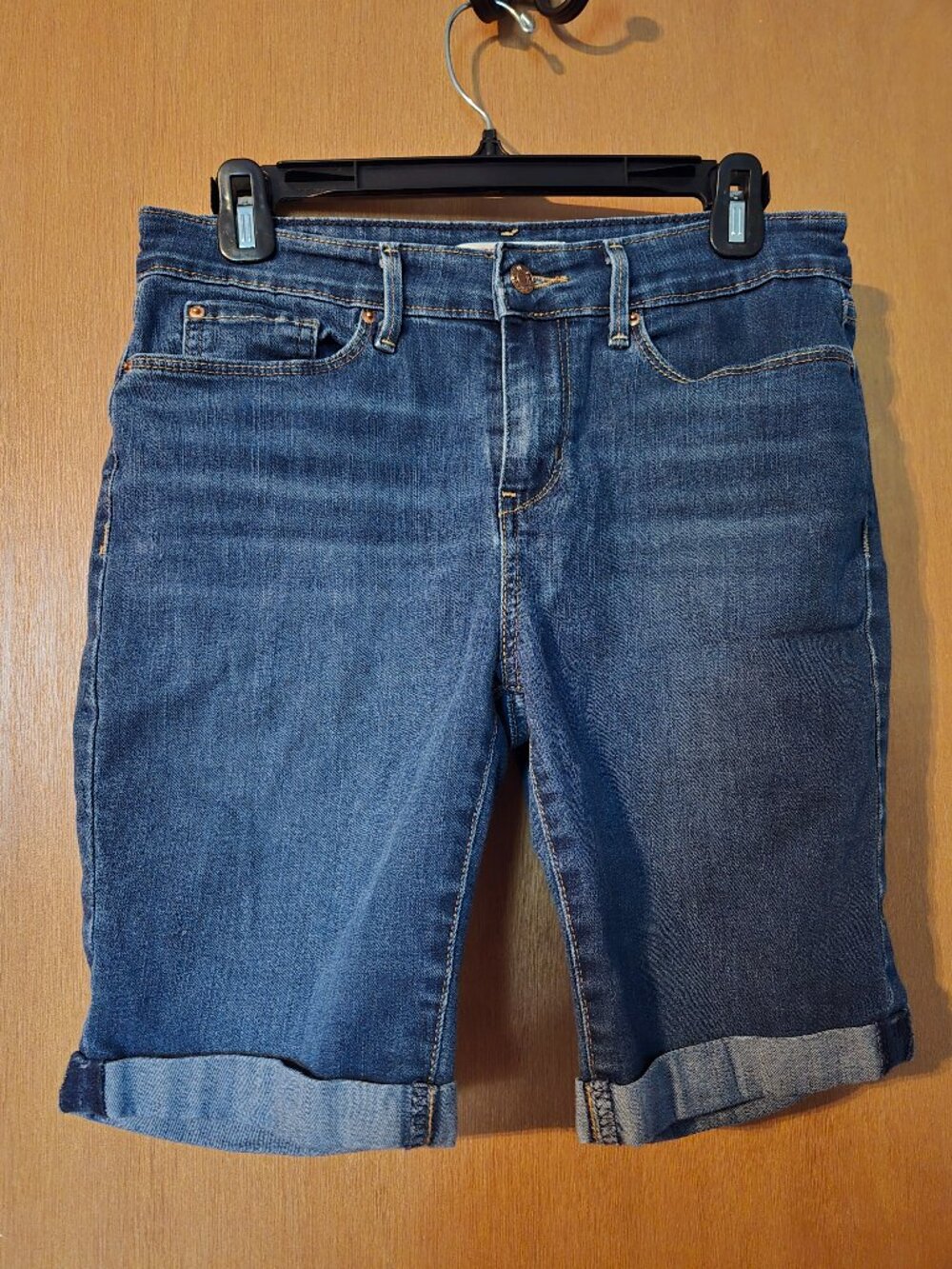 Signature by Levi Strauss Denim Bermuda Shorts Cuffed Size 6